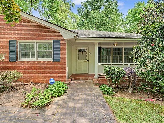3rd image of 503 Durand Dr NE