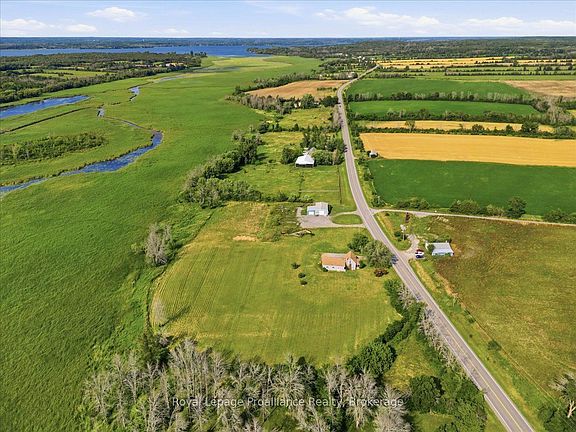3rd image of 611 County Road 15