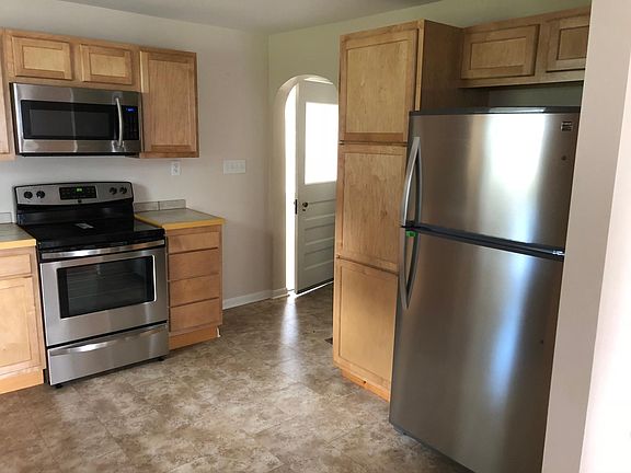 5th image of 123 Park Dr