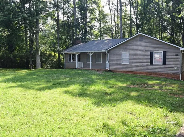 157 Sequoyah Cir, Canton, GA 30115