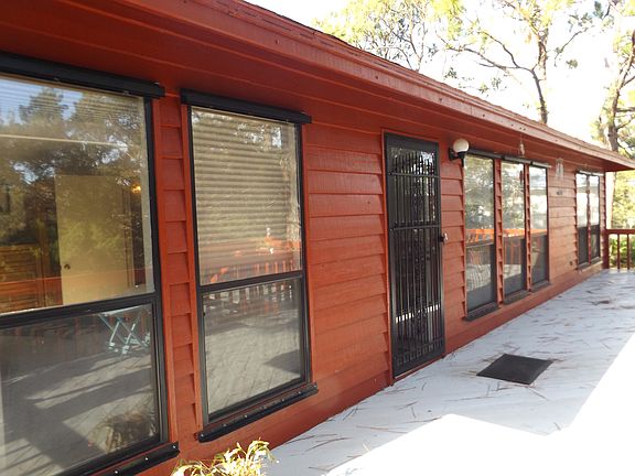 4th image of 541 W Bayshore Dr
