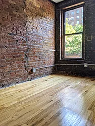 Rented by PocketBroker Inc