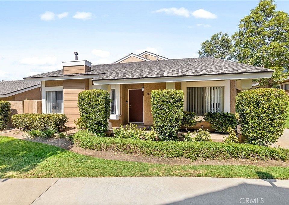 1st image of 261 Chinook Dr
