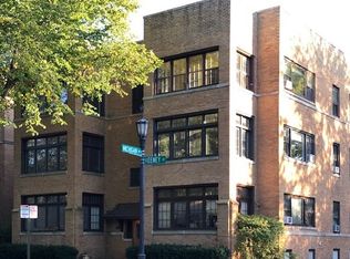 124 Keeney St APT 3, Evanston, IL 60202