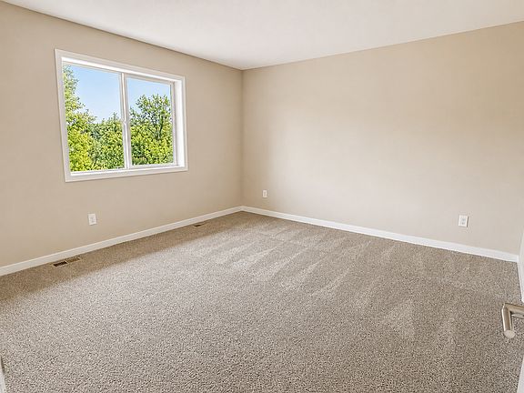 3rd image of 1324 4th Ave