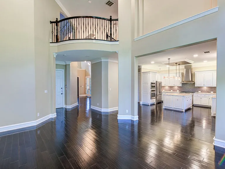 1917 Lakecliff Hills Ln — Photo 12