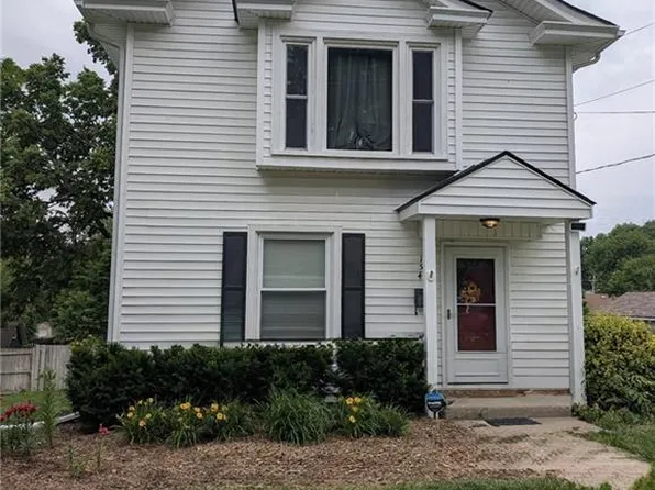 154 Clark Ave, Bonner Springs, KS 66012