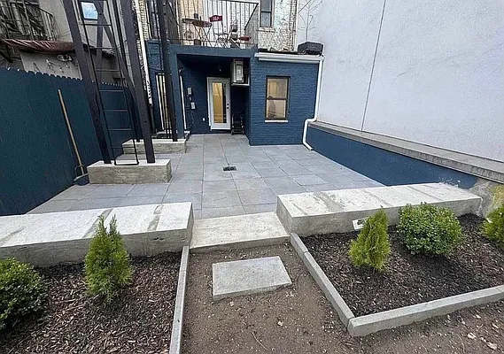 Outdoor, photo 1