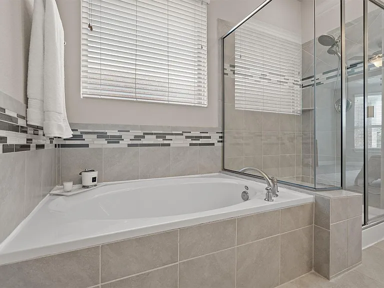 3241 Aurelia Ln — Photo 21