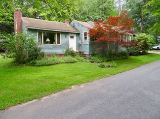 9 Pomeroy Meadow Rd, Southampton, MA 01073