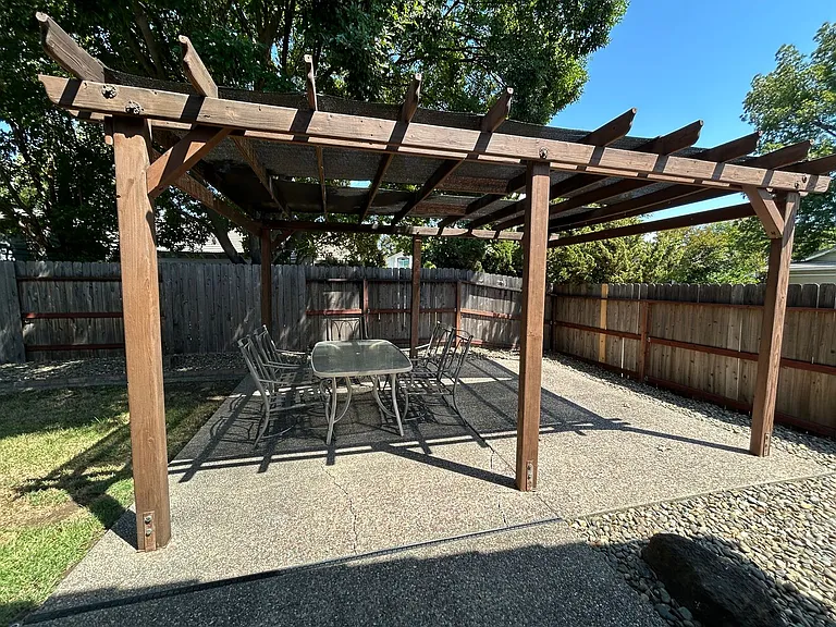 7025 Sandy Souza Way — Photo 23