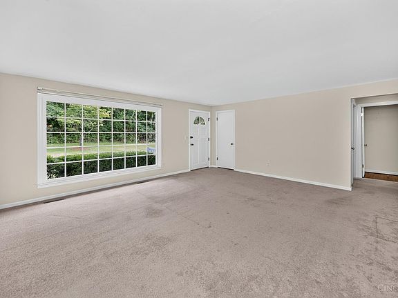 5th image of 777 Greenwood Ln