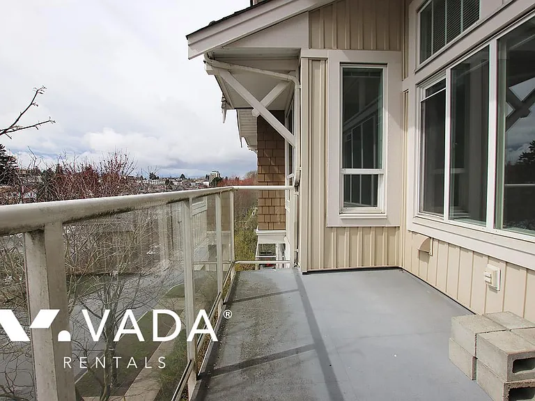 3651 Foster Ave #402 — Photo 8
