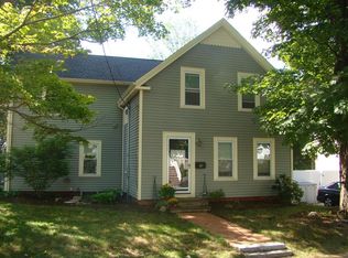 74 Mount Vernon St, Reading, MA 01867