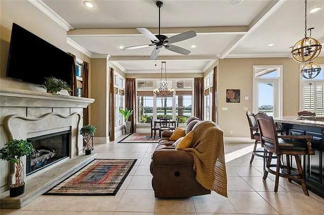 2236 Sunset Blvd — Photo 12