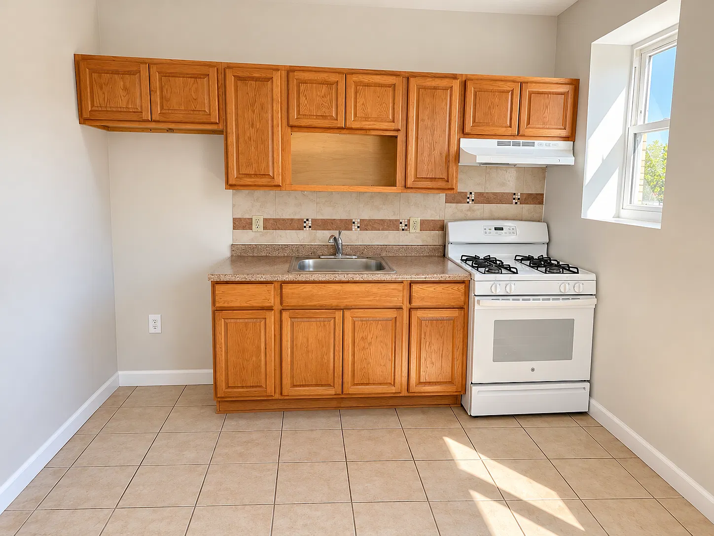 1 bed, 850 sqft, $1,595 — Photo 1