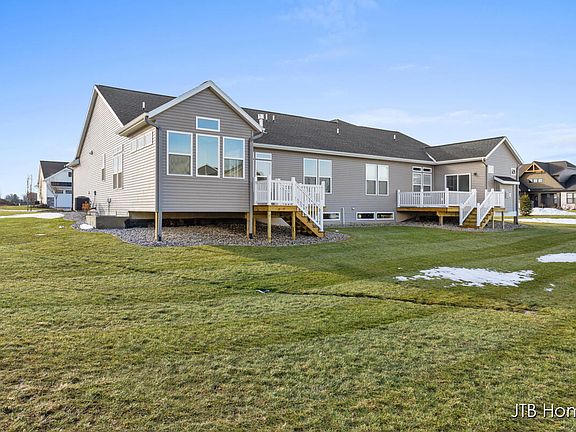5th image of 7603 Brook Villa Ct #17