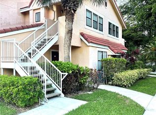 15551 SW 104th Ter APT 826, Miami, FL 33196