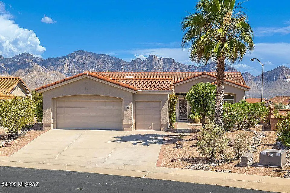 14256 N Greenspun Pl