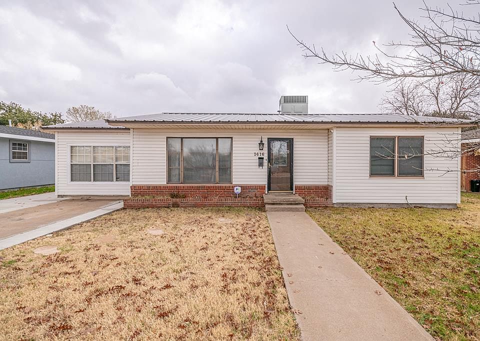 1st image of 1416 Rosewood Ave