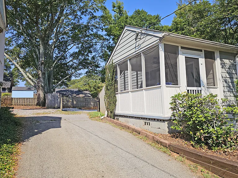 479 Stovall St SE — Photo 39