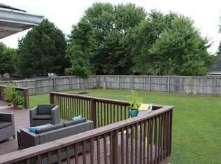 4901 Avondale Ln, Springdale, AR 72762