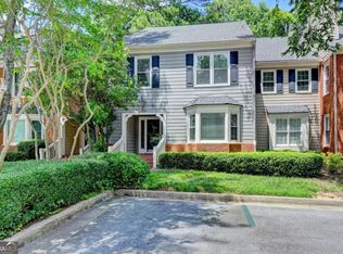 1006 Camden Ct, Sandy Springs, GA 30327