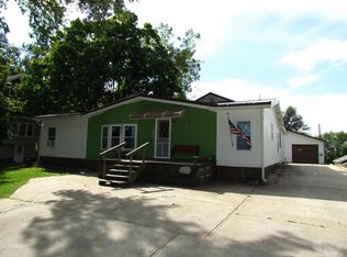 402 Edwards St, Emerson, IA 51533