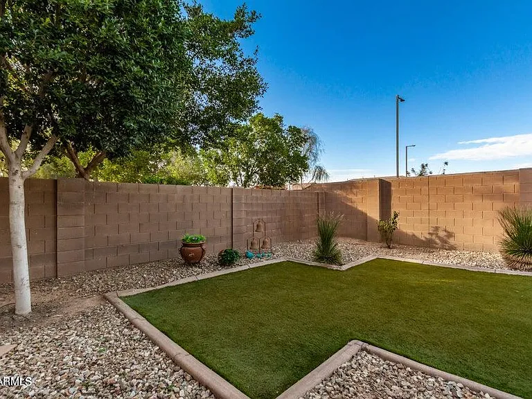 16192 W Cocopah St — Photo 23