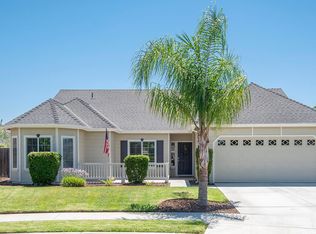 963 Tranquility Ct, Lemoore, CA 93245