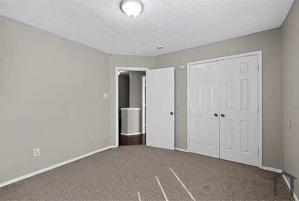 2313 Valley Falls Ave — Photo 29