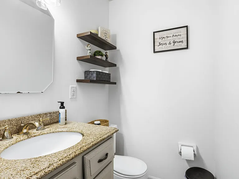 1720 Ridge Hill Ln #1 — Photo 28