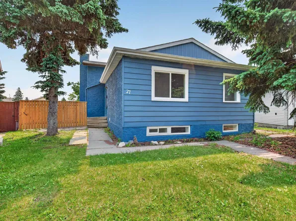 27 Kiniski Cres NW, Edmonton, AB T6L 5E3