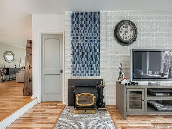 4th image of 7169 S Tamarac Court