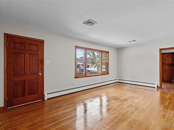 3rd image of 6470 Camille Dr