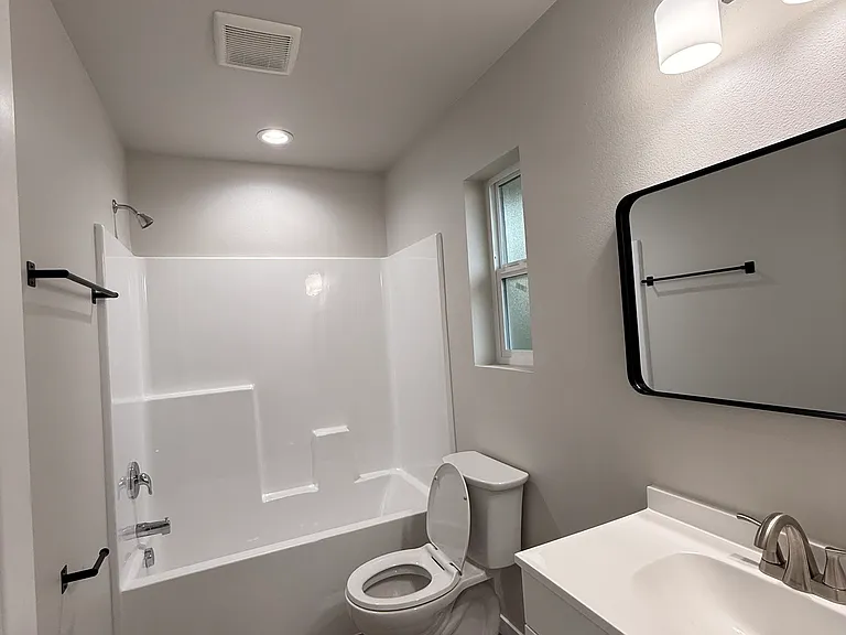 317 N 41st Ave #2 — Photo 8