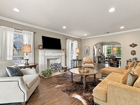 5th image of 9807 Redondo Dr