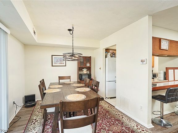 5th image of 4922 Independence Cir Unit C