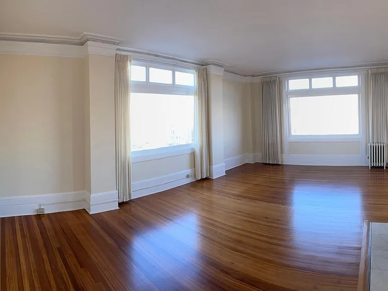 Crestview Apartments — Photo 53