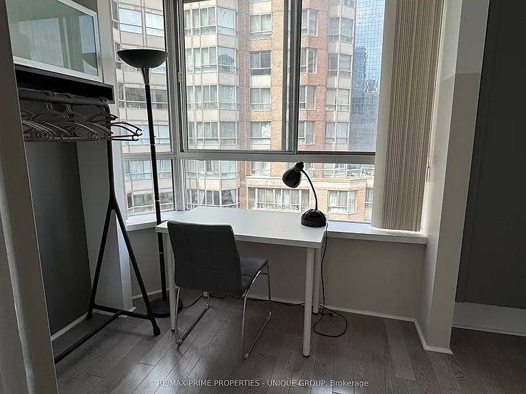 44 Gerrard St W #1701 — Photo 17