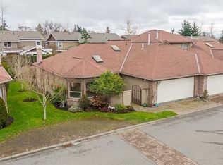 4515 Pipeline Rd #403, Saanich, BC V8Z5M3