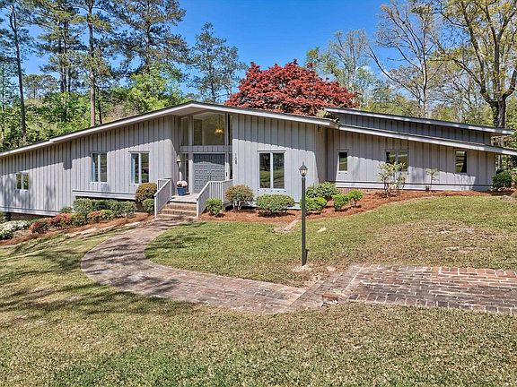 3rd image of 108 Middlebrook Dr