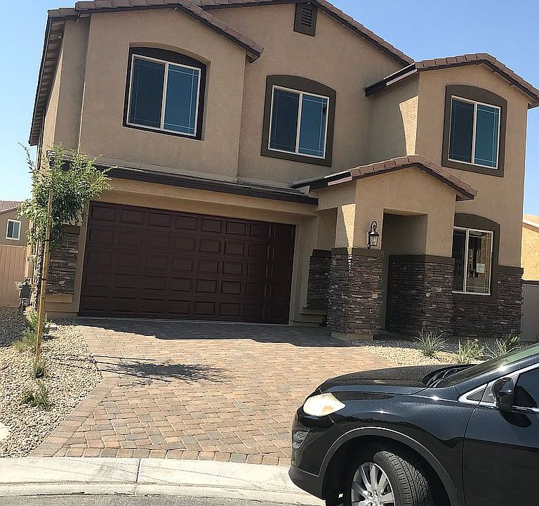 2nd image of 4013 Crystal Island Ave