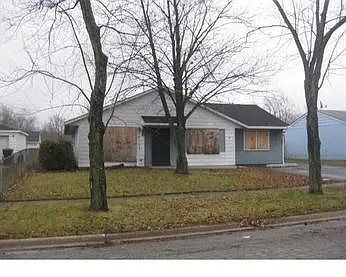 3258 193rd St photo 1