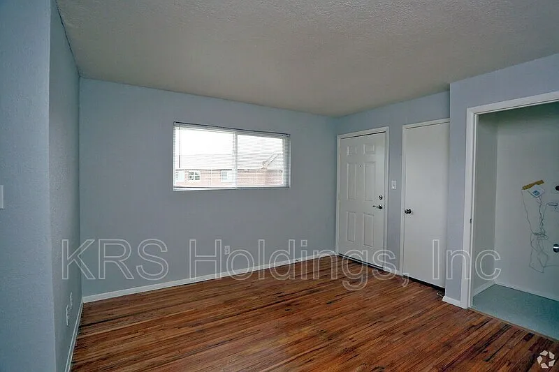 1 bed, 1.0 bath, 530 sqft, $695 — Photo 4