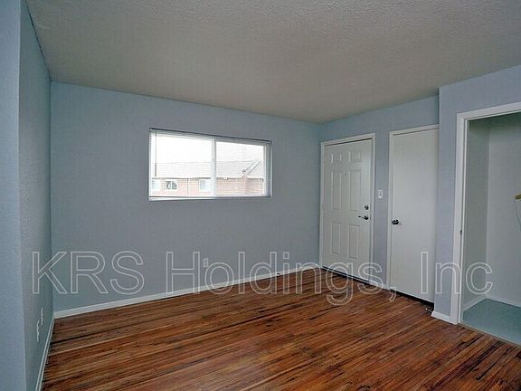 4th image of 929 41st St #A