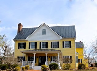 804 Lockes Mill Rd, Berryville, VA 22611