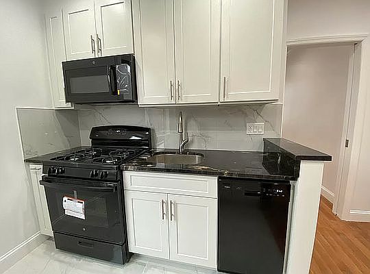 3rd image of 175 E 2nd St APT 5