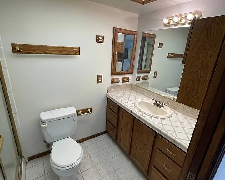 600 Woodmount Dr — Photo 33