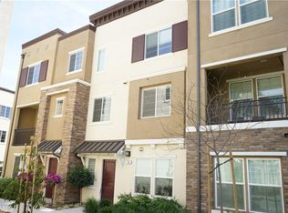 18 Larry Beard Dr, South El Monte, CA 91733